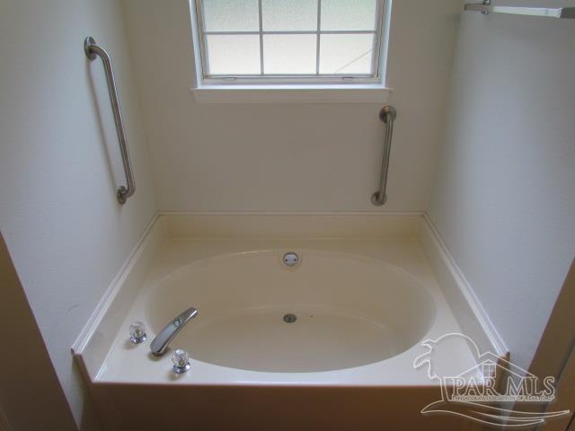5824 Pebble Ridge Drive Milton, FL 32583 - Photo 7 of 24 Gallery Image 7