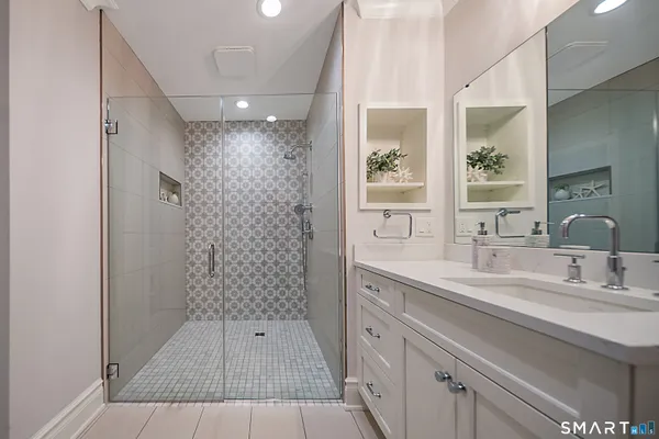 $1,350,000 | 66 High Street, Unit 47, Guilford, CT 06437