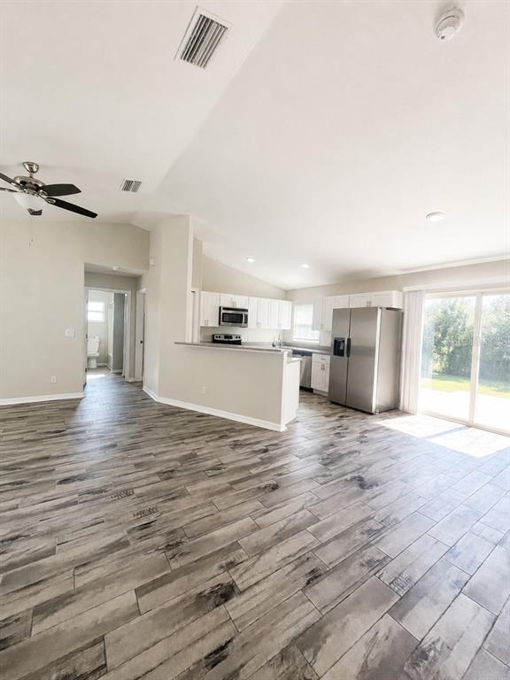 19 Roxbury Lane Palm Coast, FL 32164 - Photo 2 of 9
