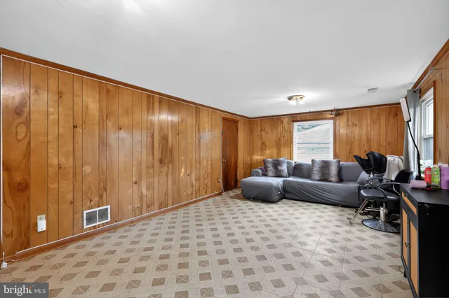 $599,900 | 2924 Gracefield Road, Silver Spring, MD 20904