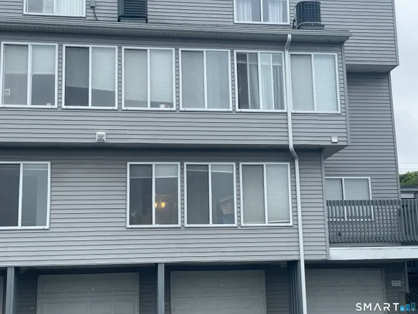 $165,000 | 365 Woodford Avenue, Unit 12, Plainville, CT 06062