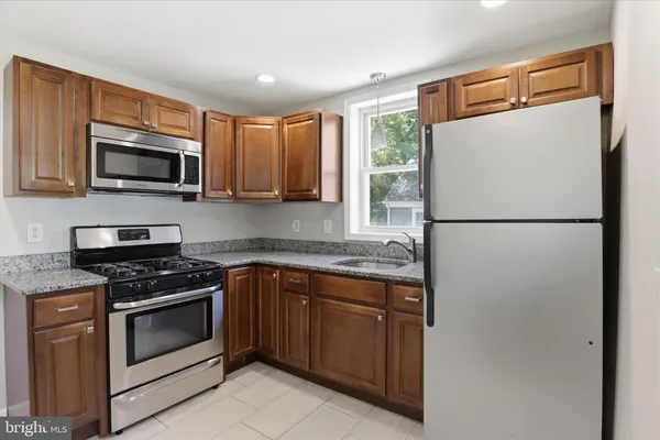 $2,300 | 5242 Sands Road, Lothian, MD 20711