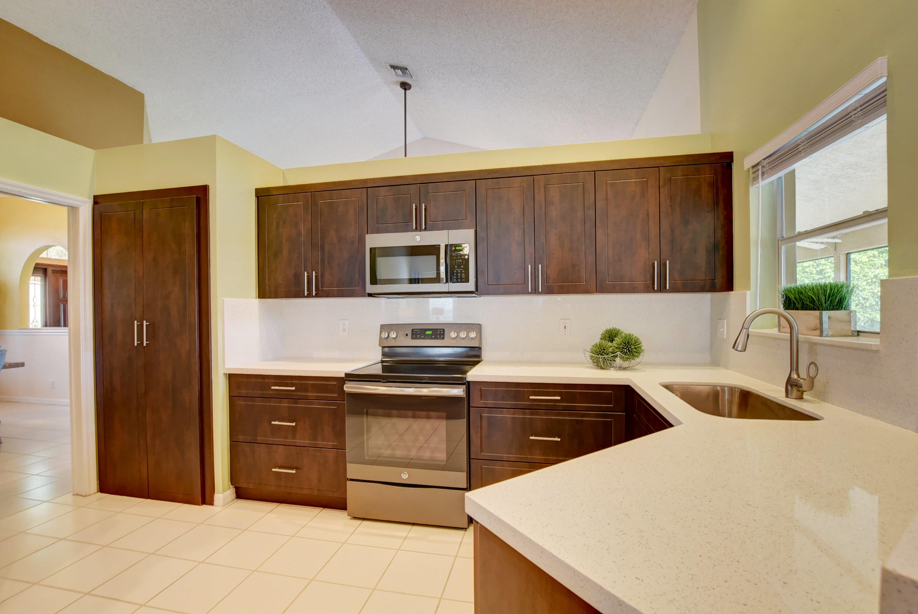 22248 Collington Drive Boca Raton, FL 33428 - Photo 16 of 52 16_ebf_5250and4more