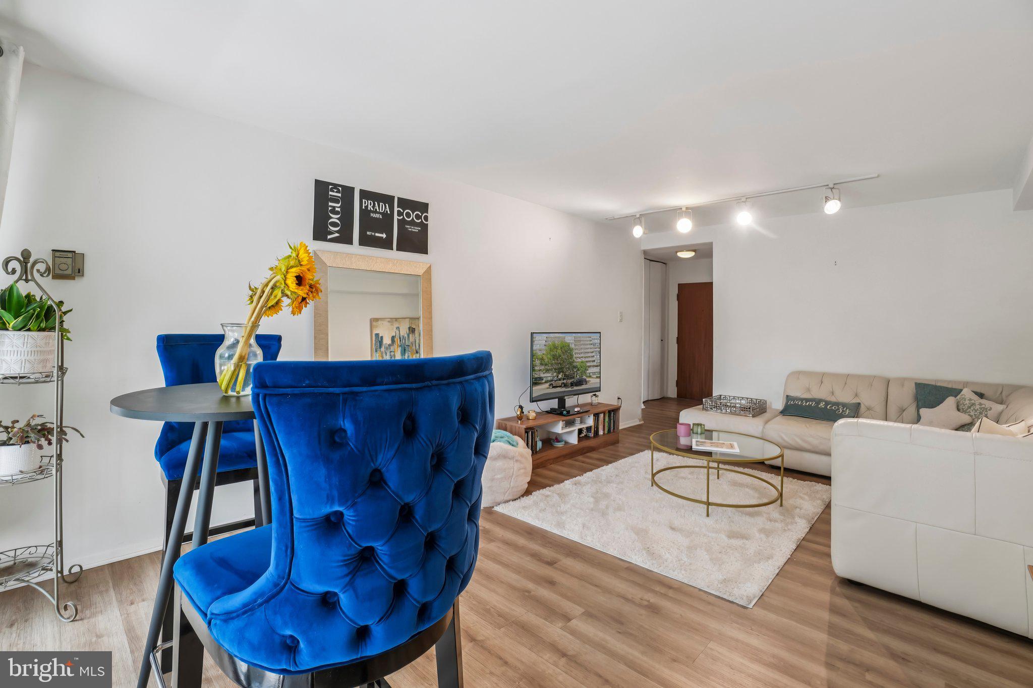 730 24th Street Northwest, Unit 205 Washington, DC 20037 - Photo 4 of 23