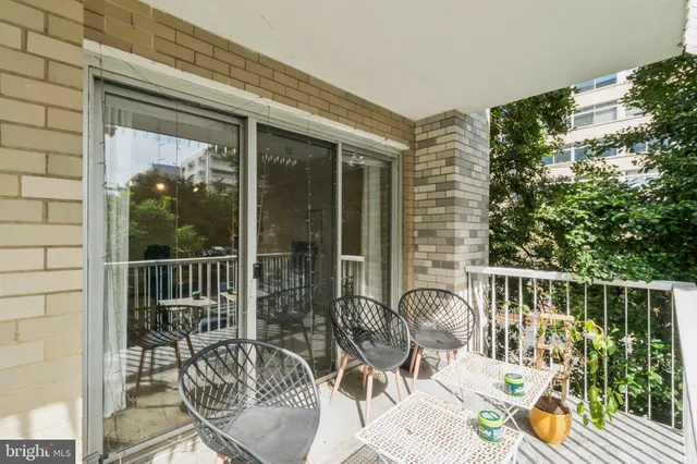 $325,000 | 730 24th Street Northwest, Unit 205, Washington, DC 20037