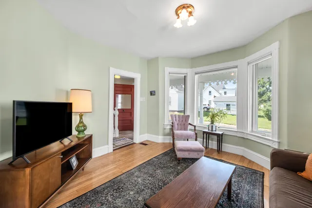 $439,000 | 43 Pacific Street, Rockland, ME 04841