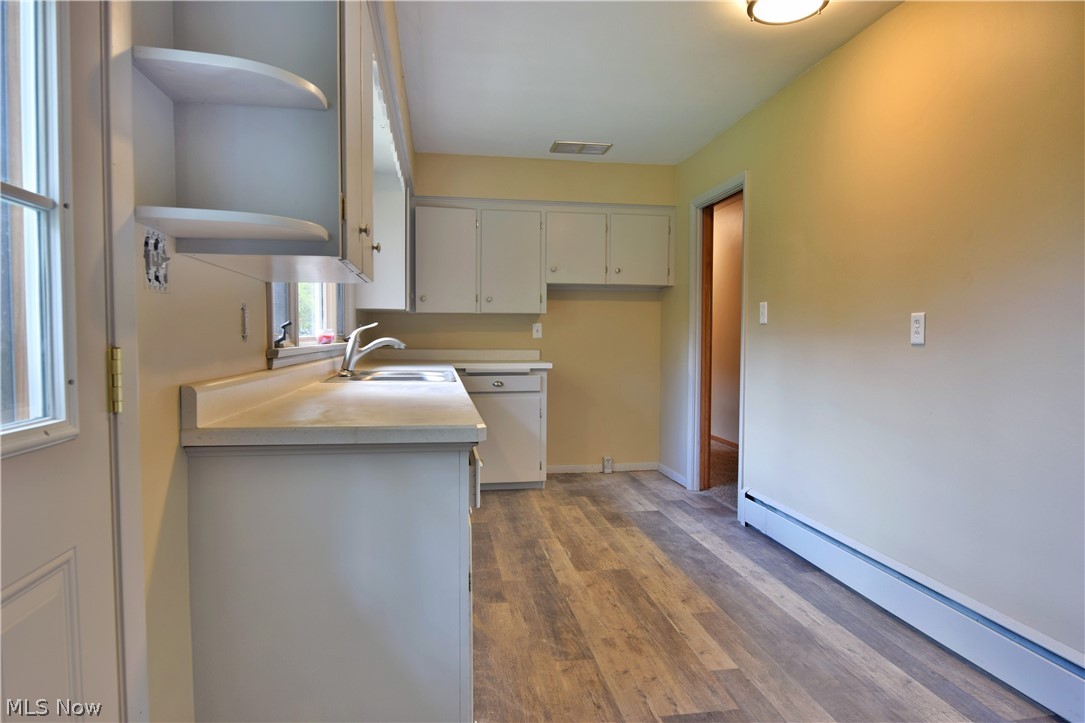 220 Warner Road Southeast Hubbard, OH 44425 - Photo 14 of 35 Gallery Image 14
