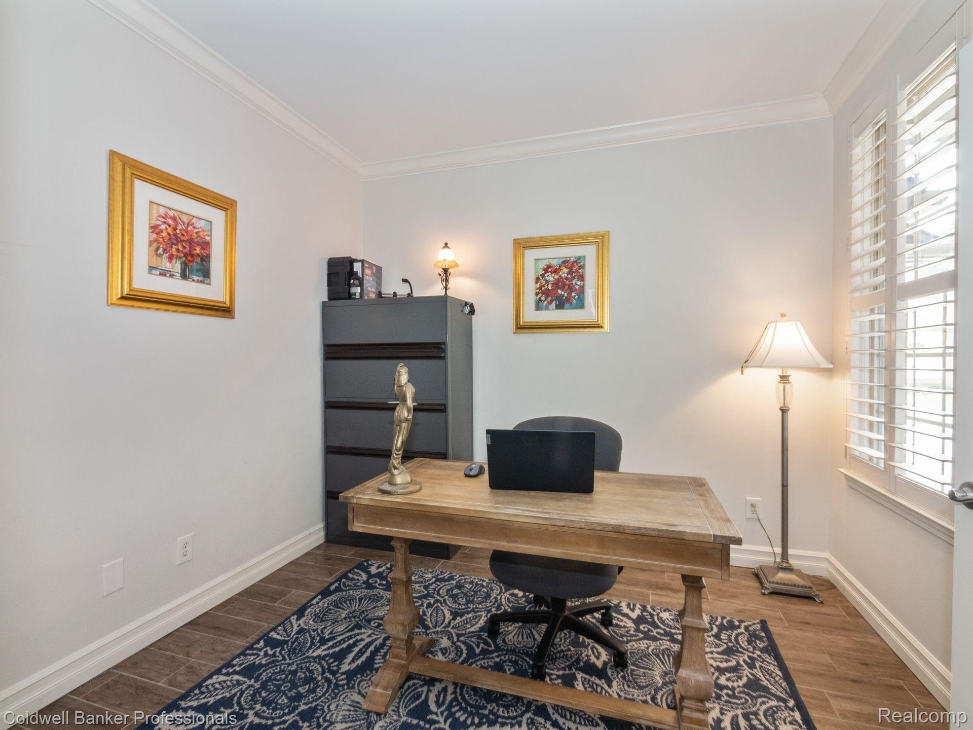3817 Winding Brk Circle Rochester, MI 48309 - Photo 15 of 46 15.jpg