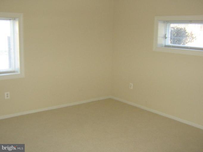 1114 Towlston Road McLean, VA 22102 - Photo 20 of 21 Bedroom #3