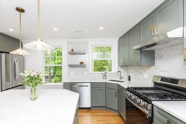 $5,000 | 247 Hale Street, Unit 2, Beverly, MA 01915
