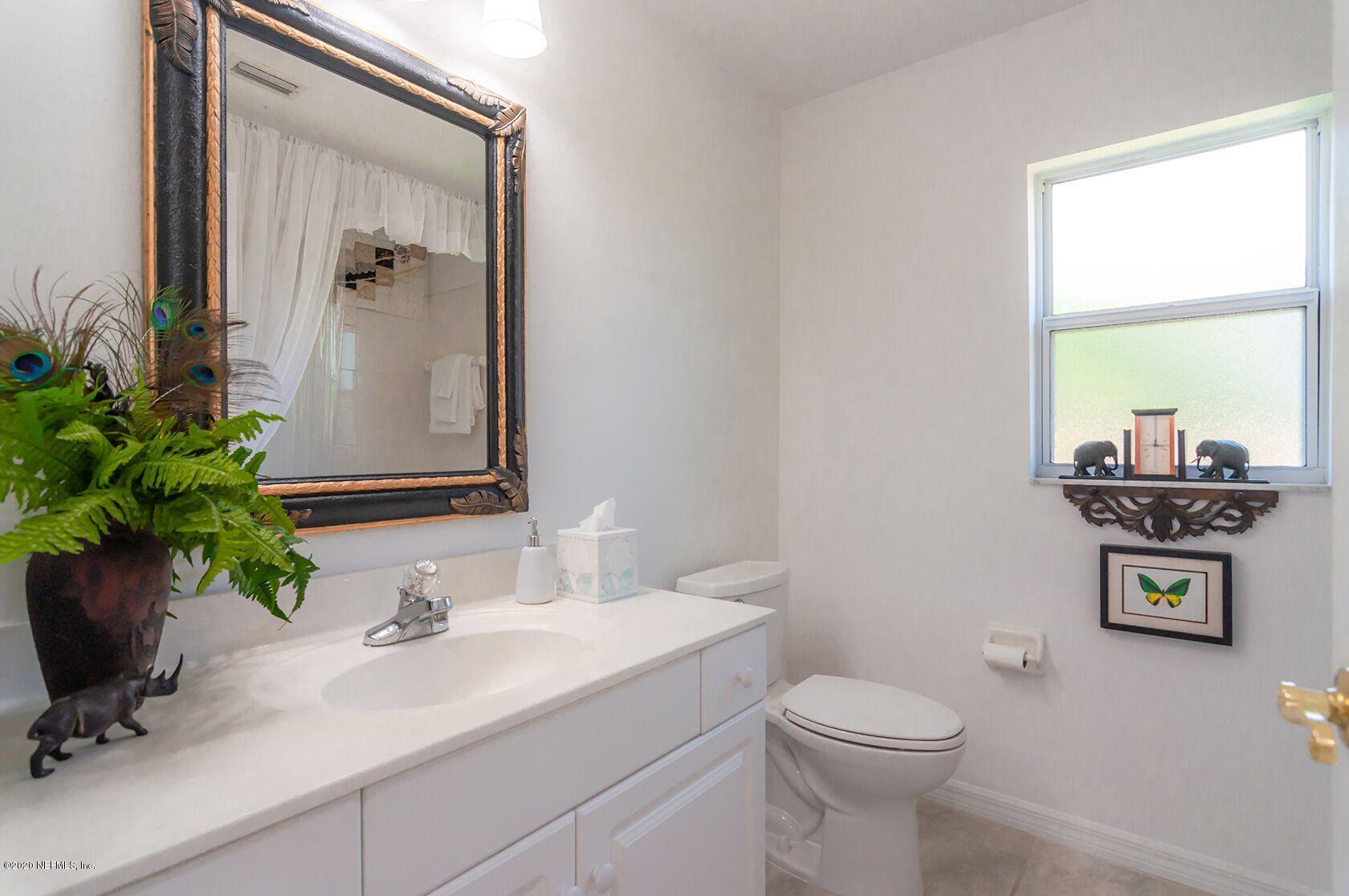 772 Captains Drive St. Augustine, FL 32080 - Photo 11 of 14 Guest Bath