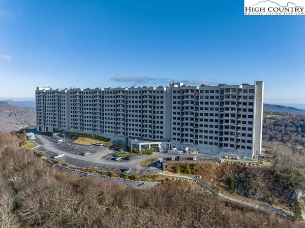 $1,750 | 303 Sugar Top Drive, Unit 81806, Sugar Mountain, NC 28604