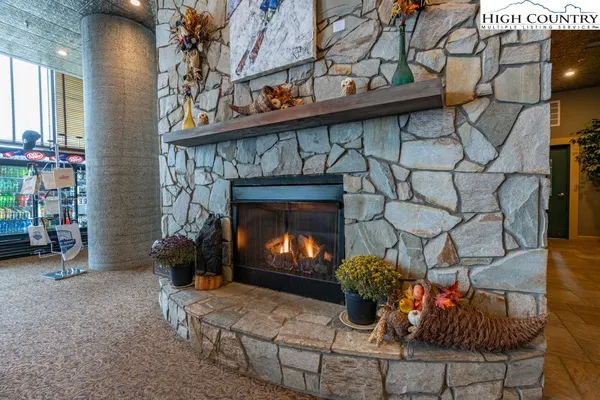 $1,750 | 303 Sugar Top Drive, Unit 81806, Sugar Mountain, NC 28604