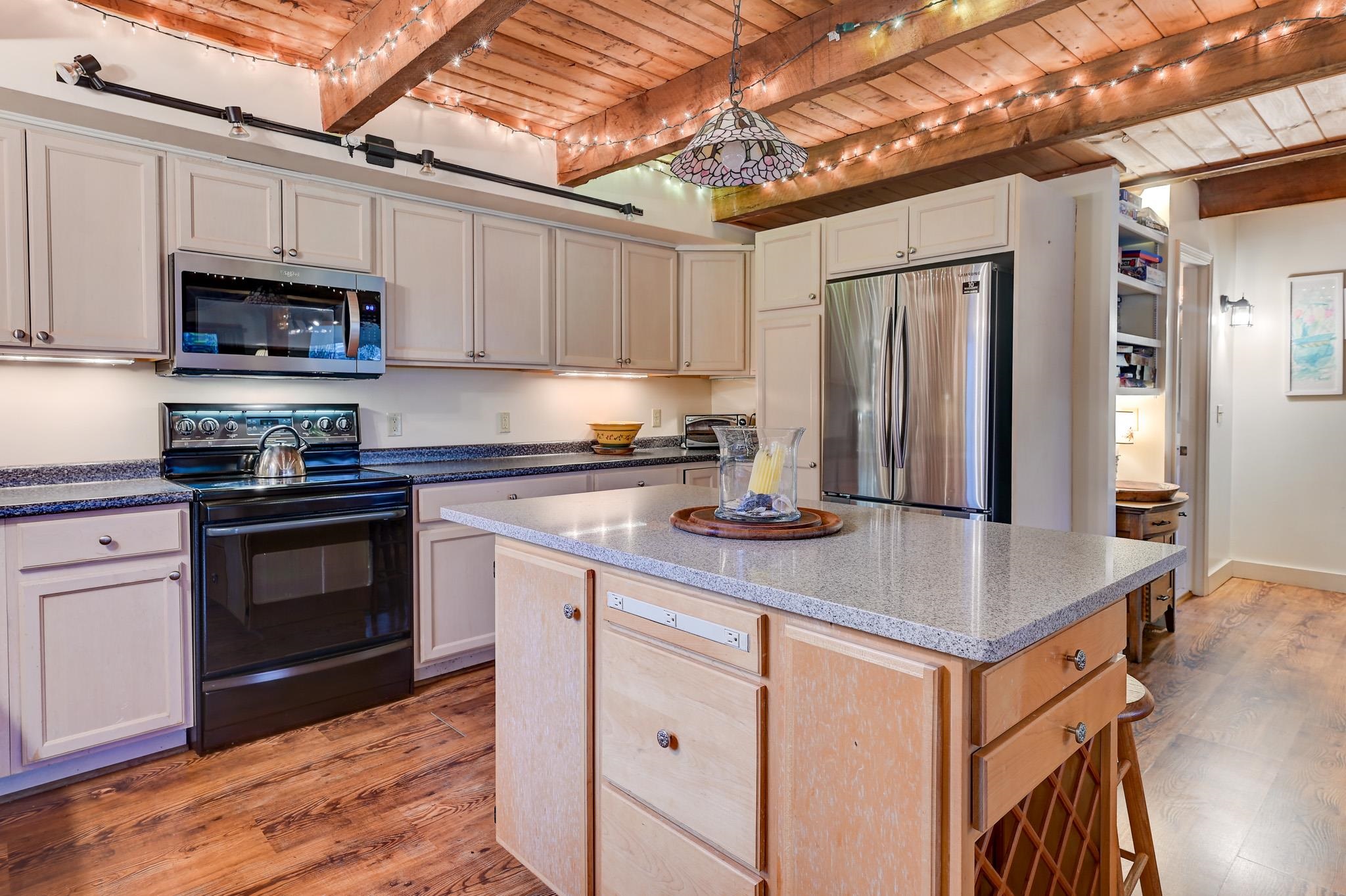 17 Fox Run Road, Unit 17 Bartlett, NH 03812 - Photo 13 of 39