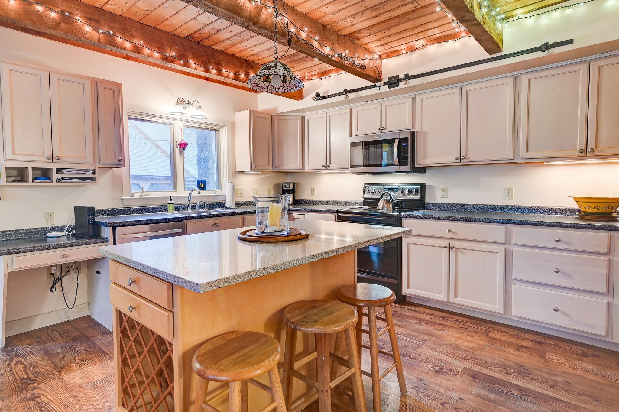 17 Fox Run Road, Unit 17 Bartlett, NH 03812 - Photo 14 of 39