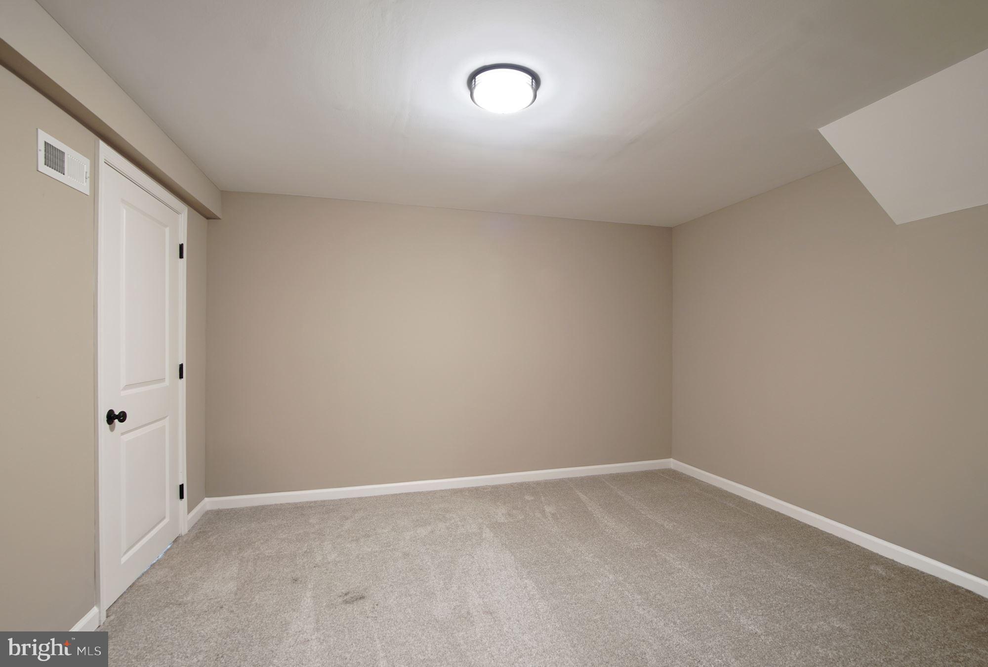 127 Dorchester Road Mount Laurel, NJ 08054 - Photo 23 of 28