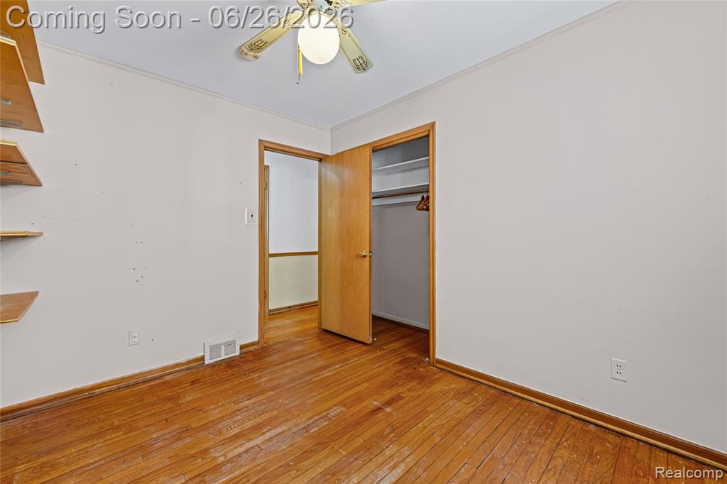 18645 Whitcomb Detroit, MI 48235 - Photo 15 of 23