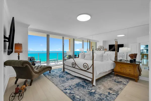 $19,900 | 1455 Ocean Drive, Unit 909, Miami Beach, FL 33139