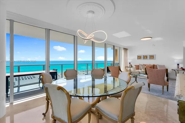 $19,900 | 1455 Ocean Drive, Unit 909, Miami Beach, FL 33139