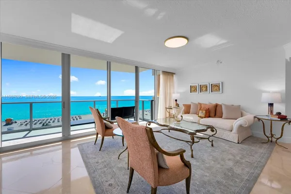 $19,900 | 1455 Ocean Drive, Unit 909, Miami Beach, FL 33139