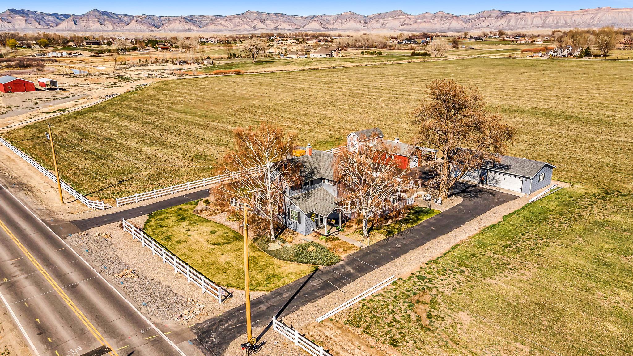 912 24 Road Grand Junction, CO 81505 - Photo 35 of 42 a view of a ocean with a mountain
