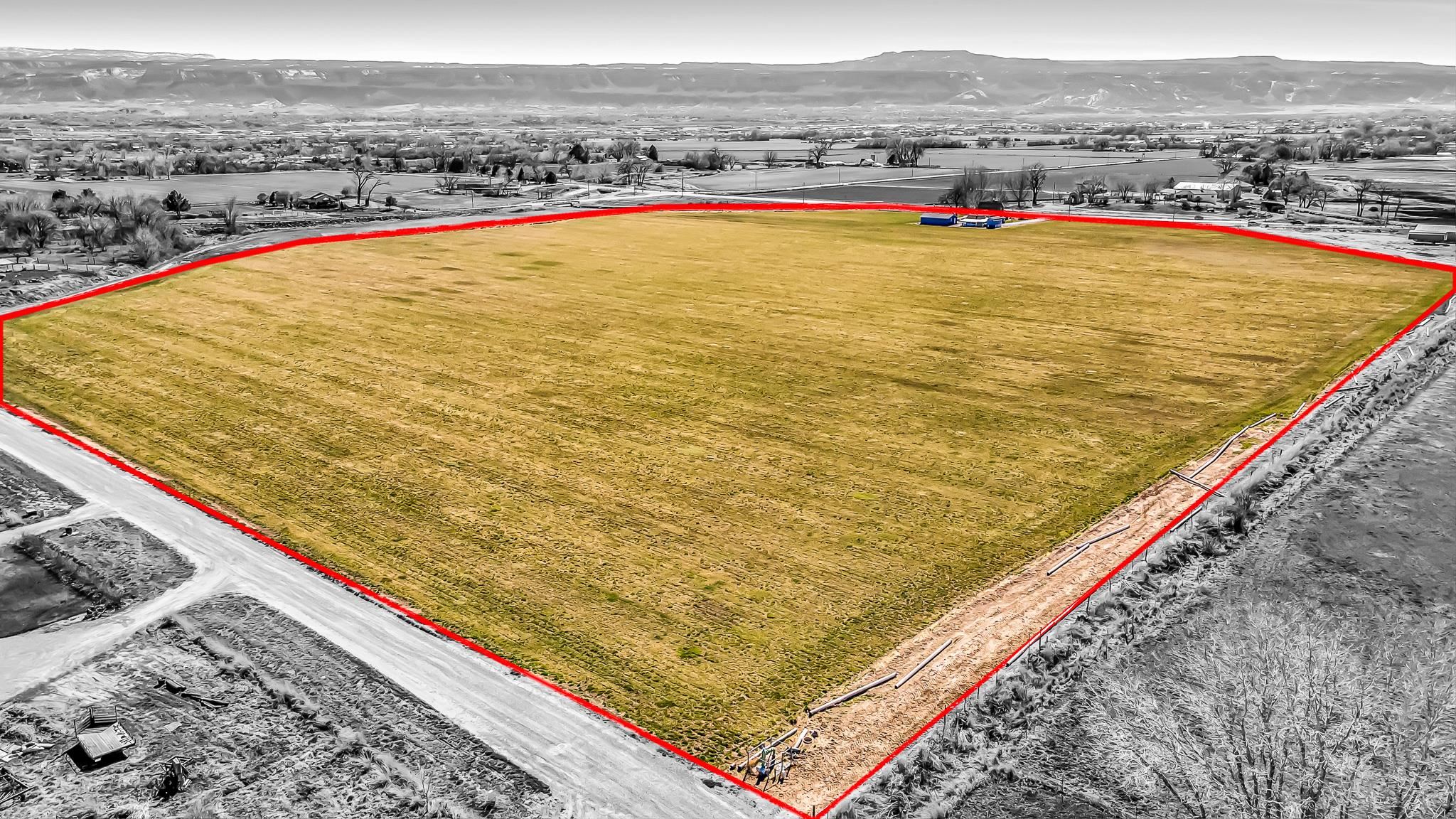 912 24 Road Grand Junction, CO 81505 - Photo 39 of 42 a view of an outdoor pool and an ocean view