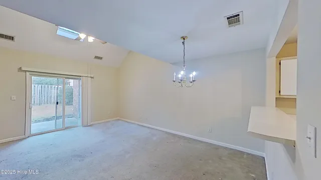 $1,550 | 4804 South College Road, Unit 25, Wilmington, NC 28412