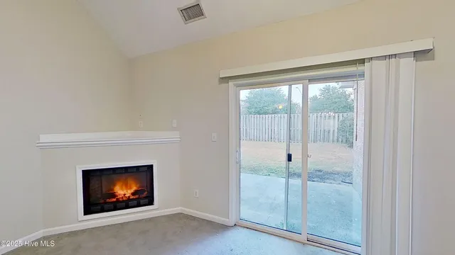 $1,550 | 4804 South College Road, Unit 25, Wilmington, NC 28412