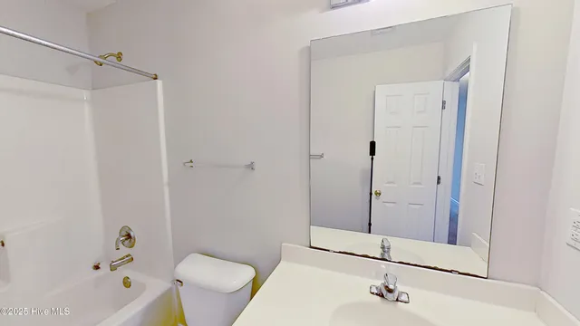 $1,550 | 4804 South College Road, Unit 25, Wilmington, NC 28412