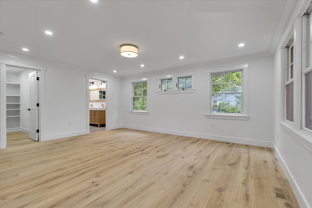 152 Pleasant Bay Road Harwich, MA 02645 - Photo 9 of 39 Gallery Image 9