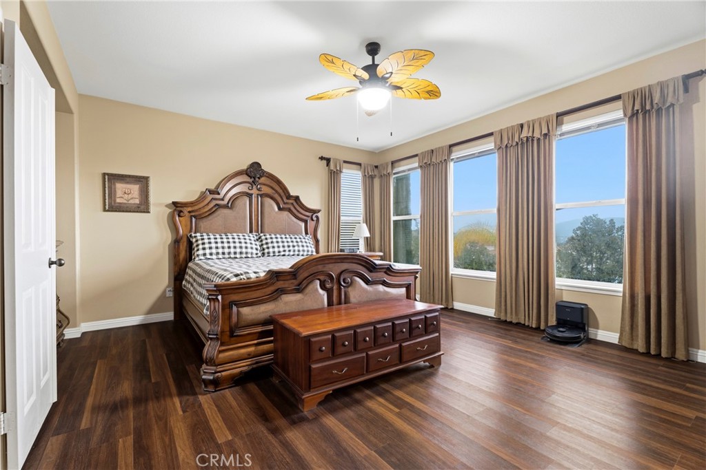 26004 Twain Place Stevenson Ranch, CA 91381 - Photo 25 of 44