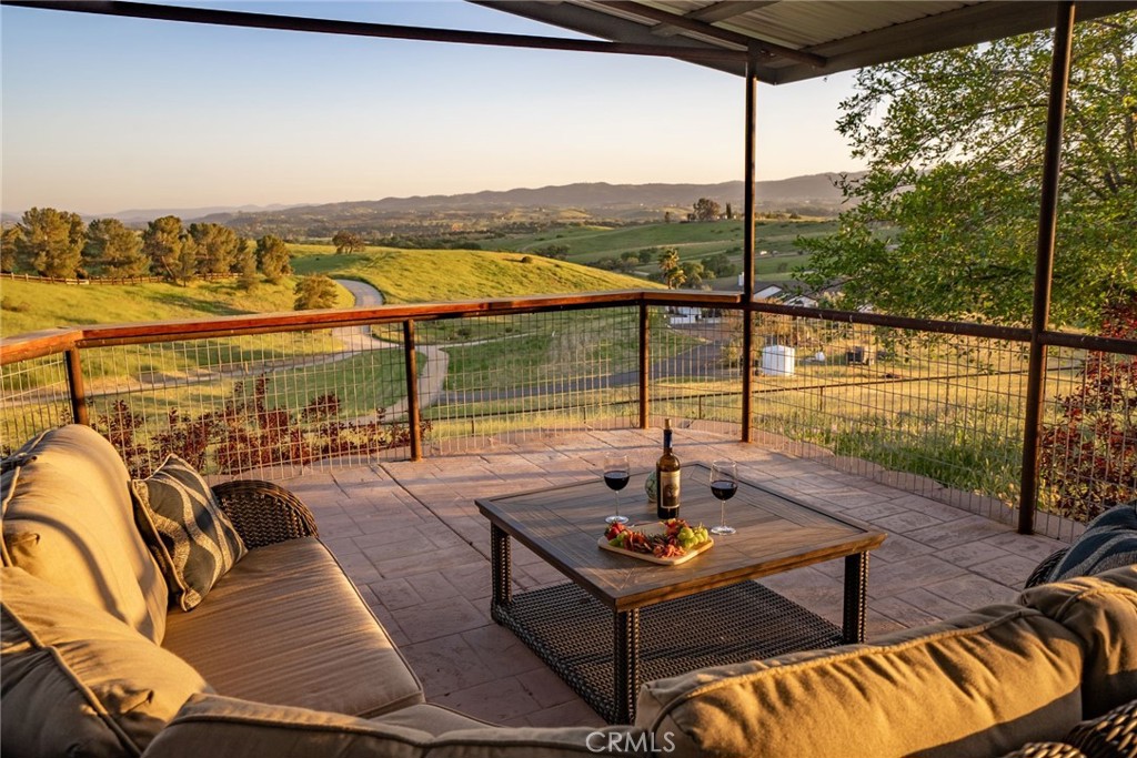 8580 Warren Road Paso Robles, CA 93446 - Photo 2 of 53
