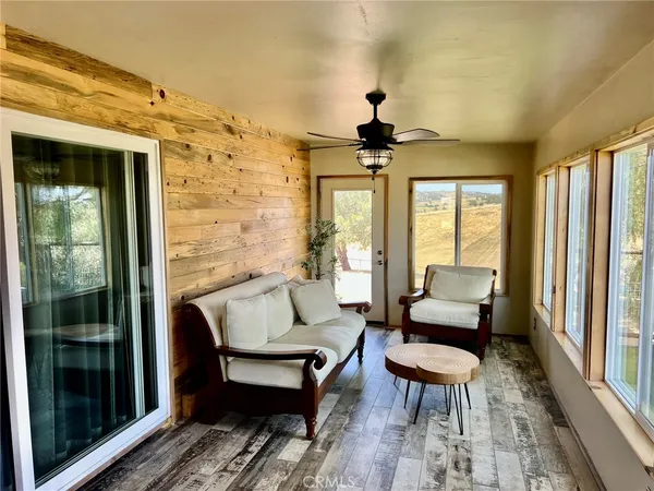 $1,675,000 | 8580 Warren Road, Paso Robles, CA 93446