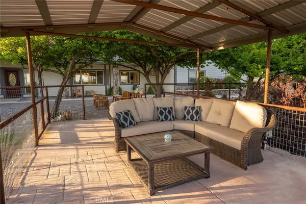 $1,675,000 | 8580 Warren Road, Paso Robles, CA 93446
