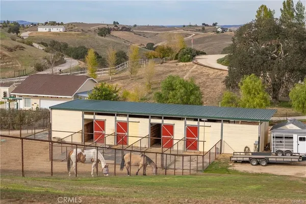 $1,675,000 | 8580 Warren Road, Paso Robles, CA 93446