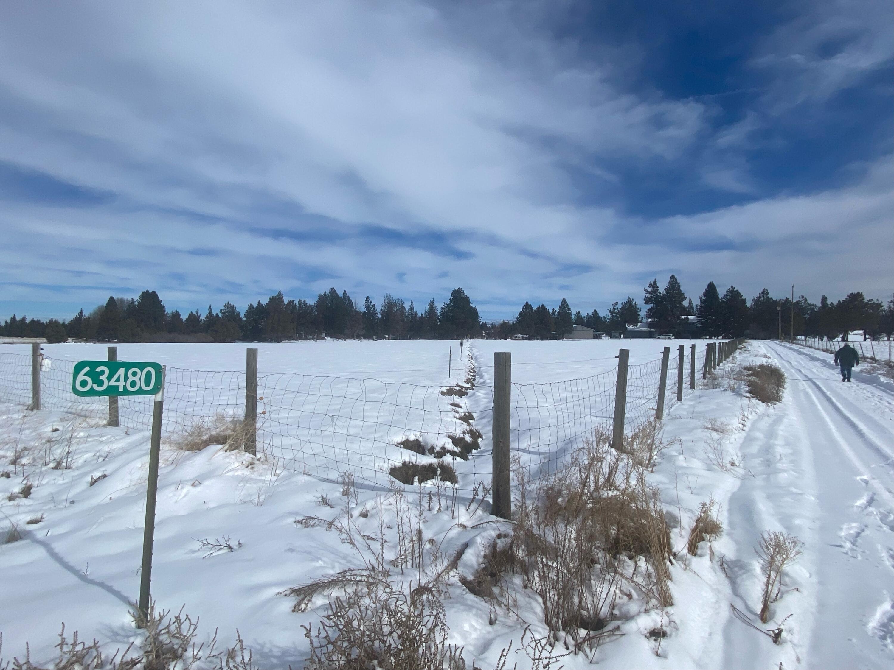 63480 Hughes Road Bend, OR 97701 - Photo 51 of 61 15