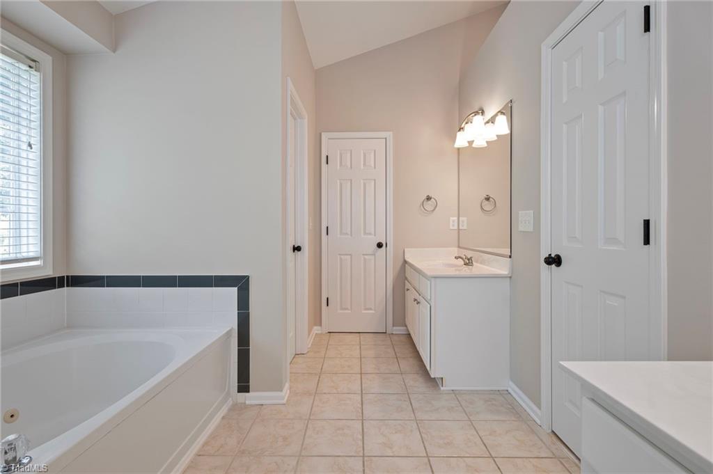 3316 Dairy Point Drive High Point, NC 27265 - Photo 28 of 40