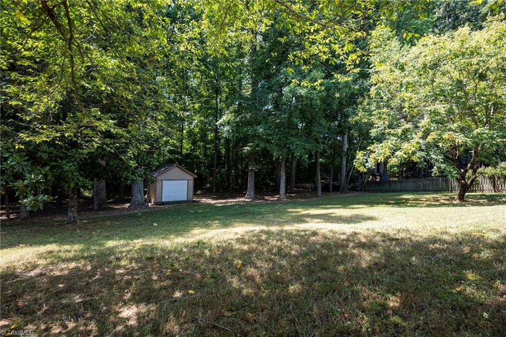 3316 Dairy Point Drive High Point, NC 27265 - Photo 36 of 40