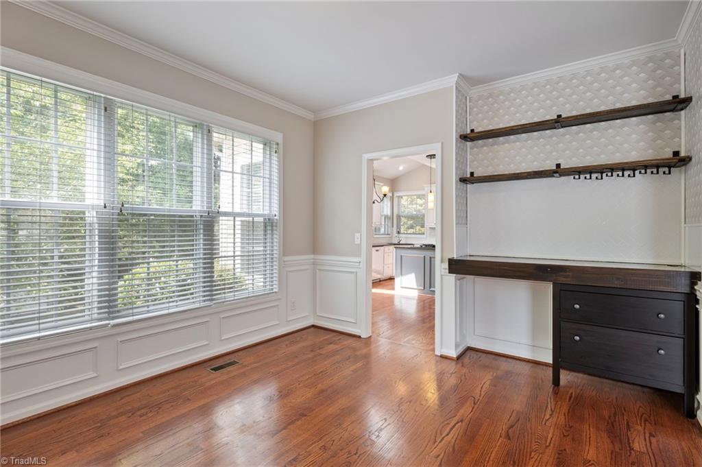 3316 Dairy Point Drive High Point, NC 27265 - Photo 8 of 40