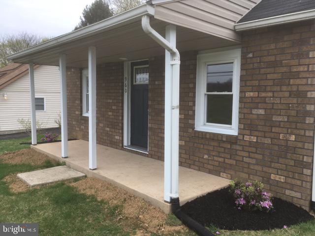 960 Burkholder Road Red Lion, PA 17356 - Photo 5 of 30