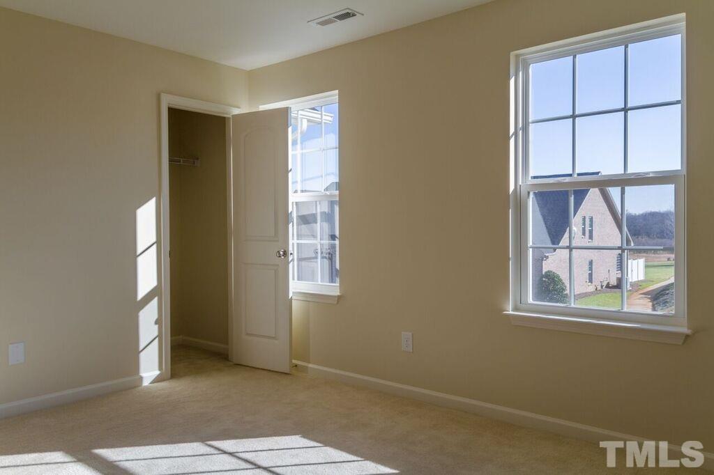 421 West Waycliff Road Henderson, NC 27537 - Photo 15 of 18 Gallery Image 15