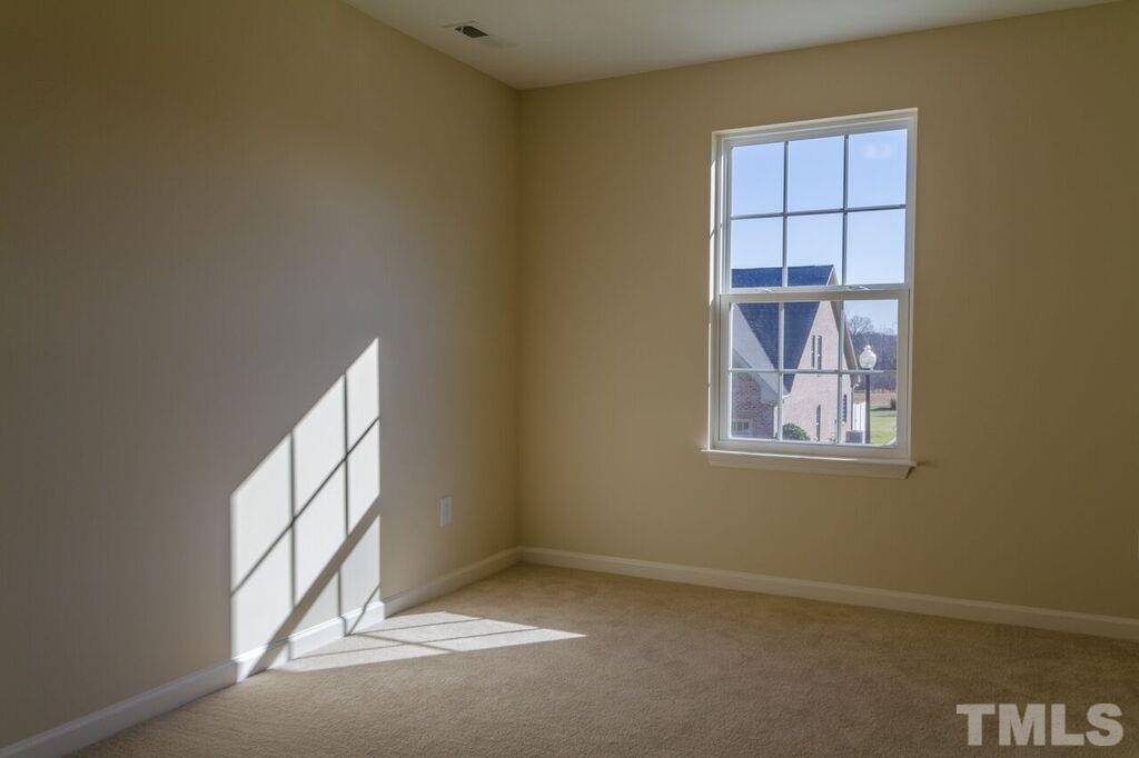 421 West Waycliff Road Henderson, NC 27537 - Photo 17 of 18 Gallery Image 17