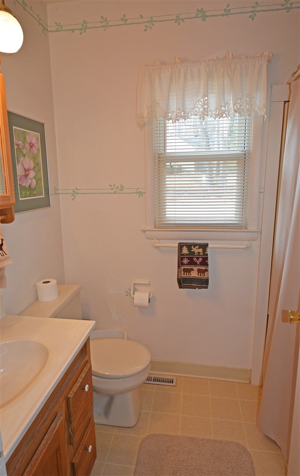 1825 Nichols Road Beulah, MI 49617 - Photo 24 of 34 1859268-23.JPG
