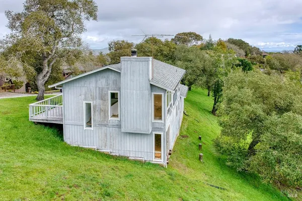 $969,000 | 2511 Laguna Vista Drive, Novato, CA 94945