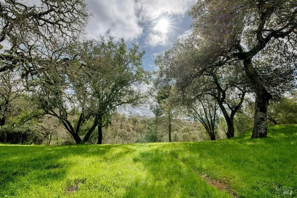 $969,000 | 2511 Laguna Vista Drive, Novato, CA 94945