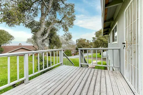 $1,050,000 | 2511 Laguna Vista Drive, Novato, CA 94945