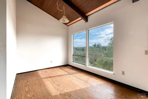 $1,050,000 | 2511 Laguna Vista Drive, Novato, CA 94945