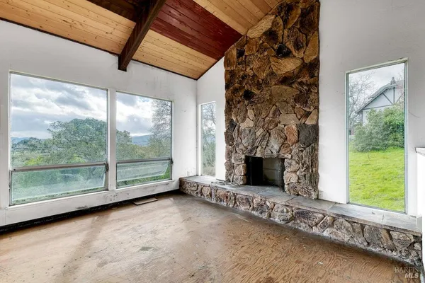 $969,000 | 2511 Laguna Vista Drive, Novato, CA 94945