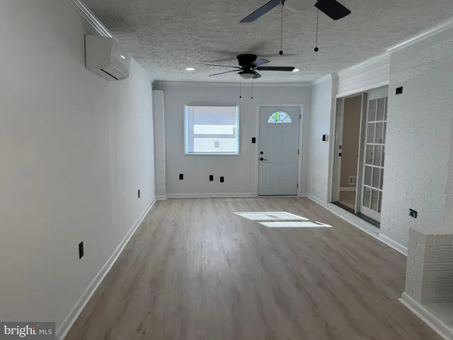 $3,000 | 602 Eliot Road, Pasadena, MD 21122