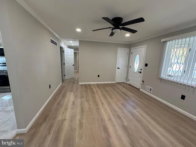 $3,000 | 602 Eliot Road, Pasadena, MD 21122